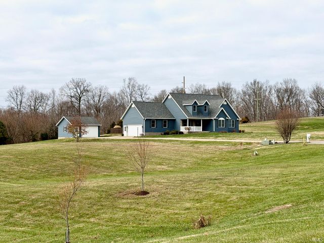 223 Steeple Pointe Lane, Bedford, IN 47421