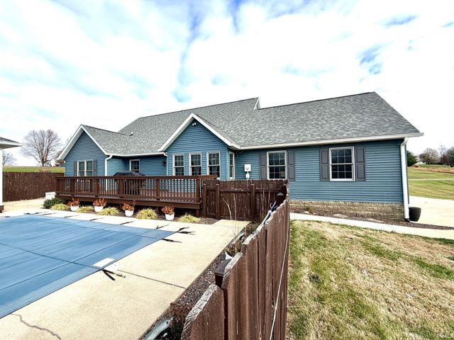 223 Steeple Pointe Lane, Bedford, IN 47421