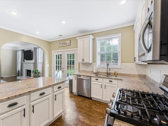 356 Holland Springs Way, Powder Springs, GA 30127