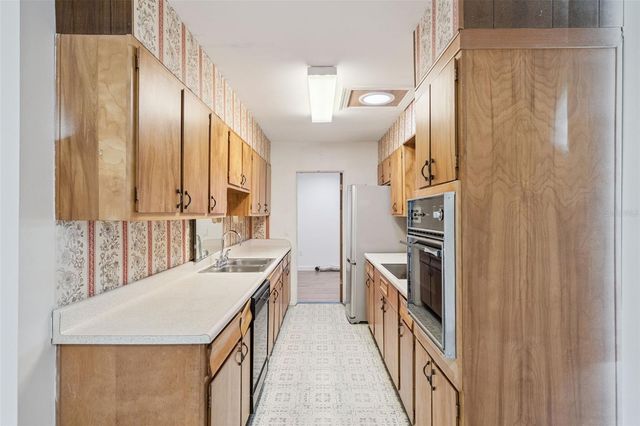 2513 HIGHLAND AVENUE, Kissimmee, FL 34741