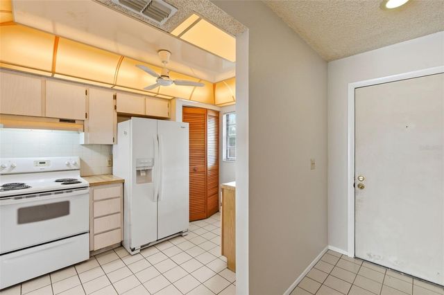 13250 RIDGE ROAD 7-4, Largo, FL 33778