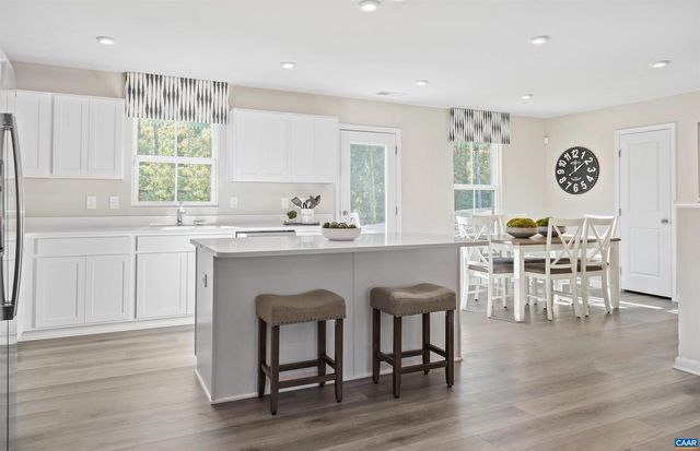 91 EVERGLADES RD, Barboursville, VA 22923