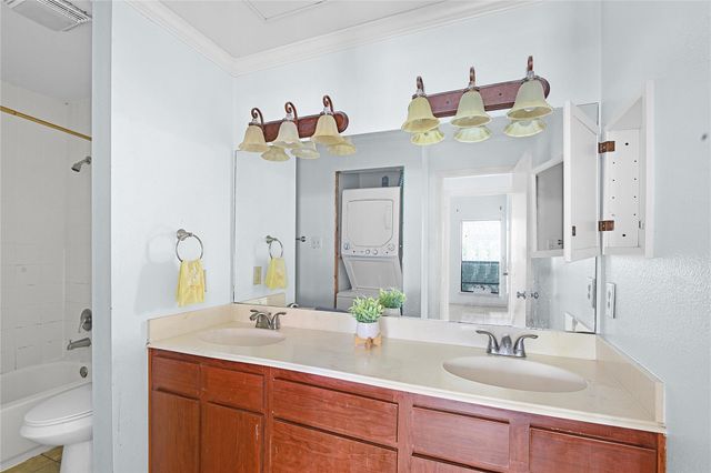 10051 Westpark Drive 205, Houston, TX 77042