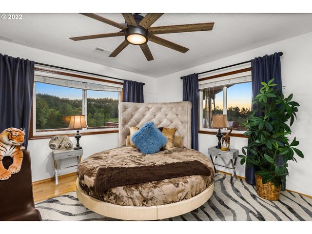 3995 Sw LAFOLLETT Rd, Cornelius, OR 97113