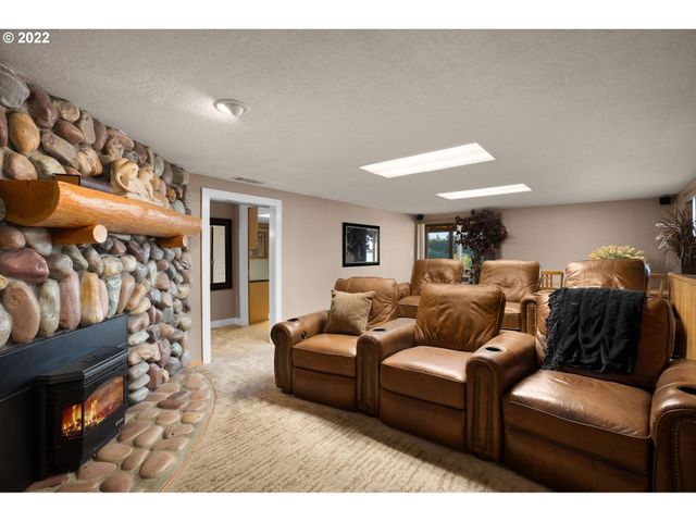 3995 Sw LAFOLLETT Rd, Cornelius, OR 97113