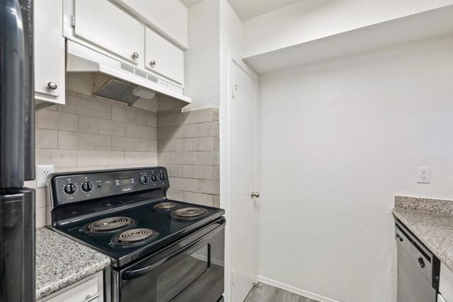 10101 Forum Park Drive 1090, Houston, TX 77036