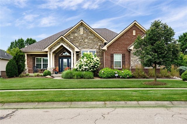 9369 Avingnon Way, Springboro, OH 45458