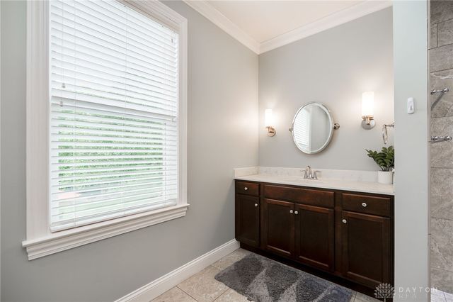 9369 Avingnon Way, Springboro, OH 45458