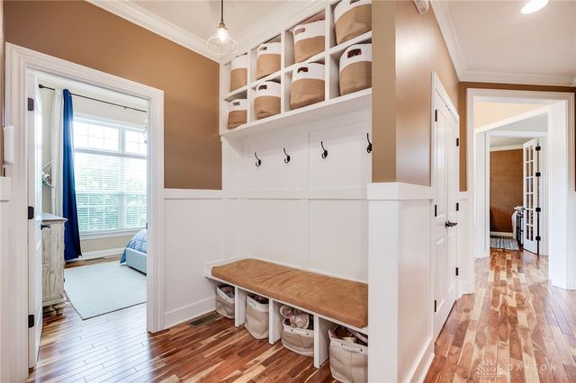 9369 Avingnon Way, Springboro, OH 45458