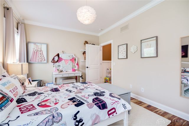 9369 Avingnon Way, Springboro, OH 45458