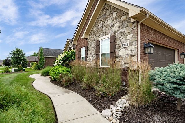 9369 Avingnon Way, Springboro, OH 45458