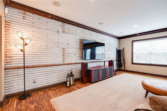 9369 Avingnon Way, Springboro, OH 45458