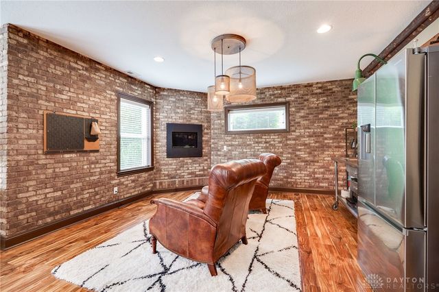 9369 Avingnon Way, Springboro, OH 45458