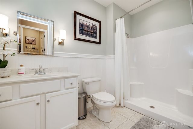 9369 Avingnon Way, Springboro, OH 45458