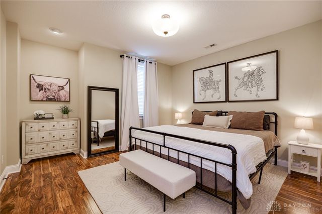 9369 Avingnon Way, Springboro, OH 45458