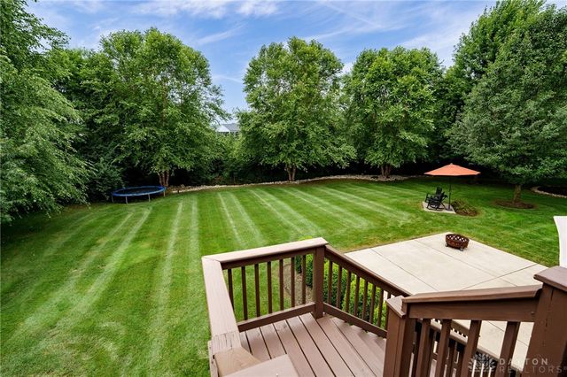 9369 Avingnon Way, Springboro, OH 45458