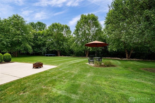 9369 Avingnon Way, Springboro, OH 45458