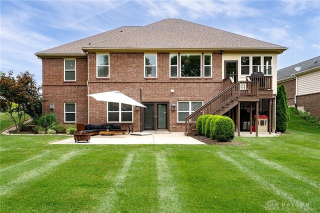 9369 Avingnon Way, Springboro, OH 45458