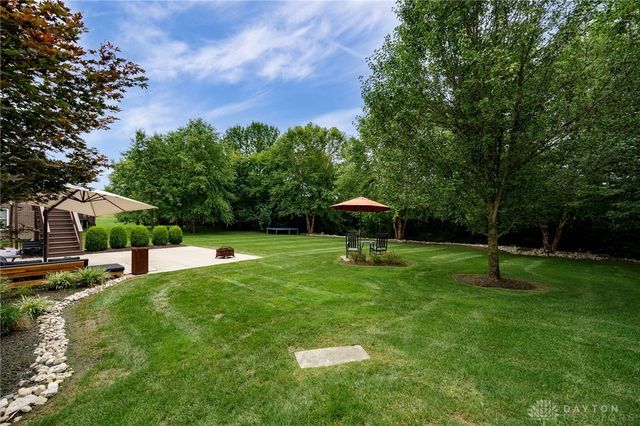 9369 Avingnon Way, Springboro, OH 45458