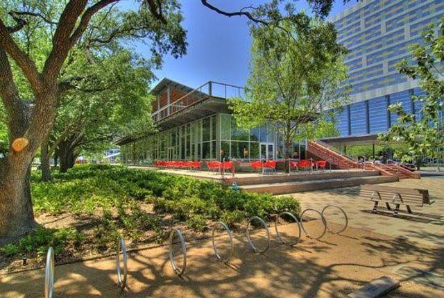 1211 Caroline Street 1801, Houston, TX 77002