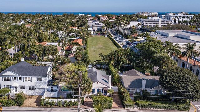 231 Cocoanut Row, Palm Beach, FL 33480