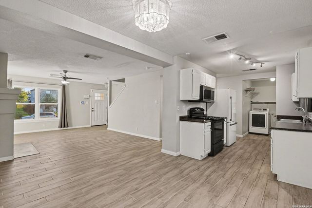 2507 Westgard Pass, San Antonio, TX 78245