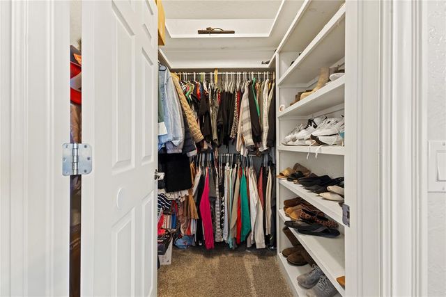 105 Jakes Place, Weatherford, OK 73096