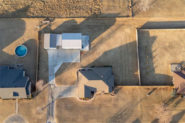 105 Jakes Place, Weatherford, OK 73096