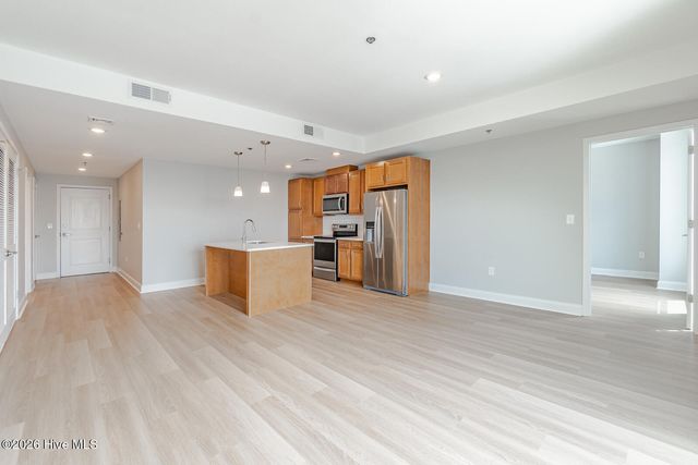 14 Grace Street Apt 1111, Wilmington, NC 28401