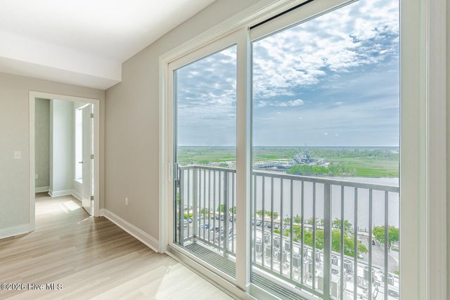 14 Grace Street Apt 1111, Wilmington, NC 28401