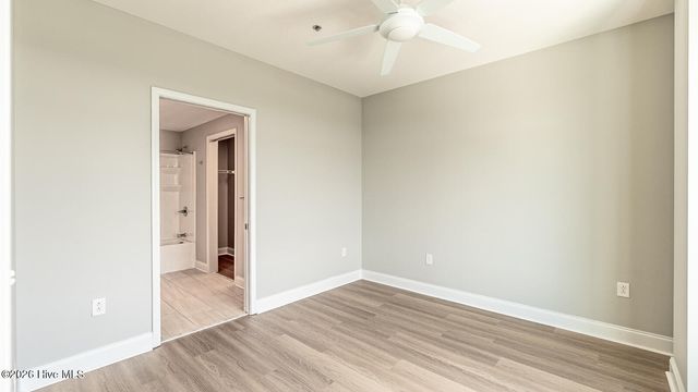 14 Grace Street Apt 1111, Wilmington, NC 28401