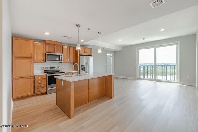 14 Grace Street Apt 1111, Wilmington, NC 28401
