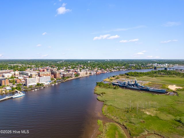 14 Grace Street Apt 1111, Wilmington, NC 28401