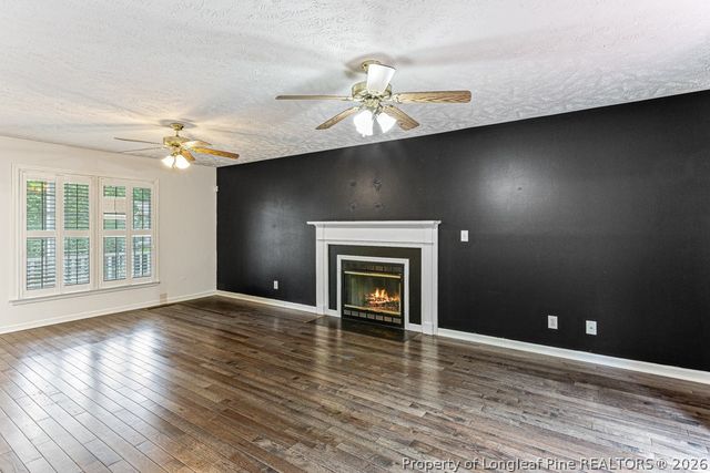 817 Larkspur Drive, Fayetteville, NC 28311