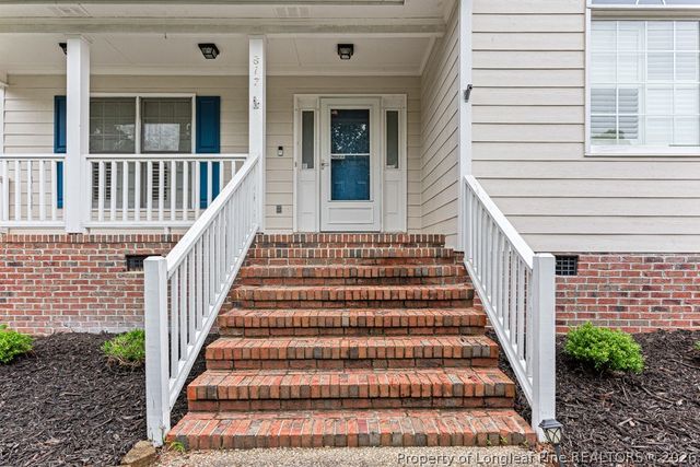 817 Larkspur Drive, Fayetteville, NC 28311