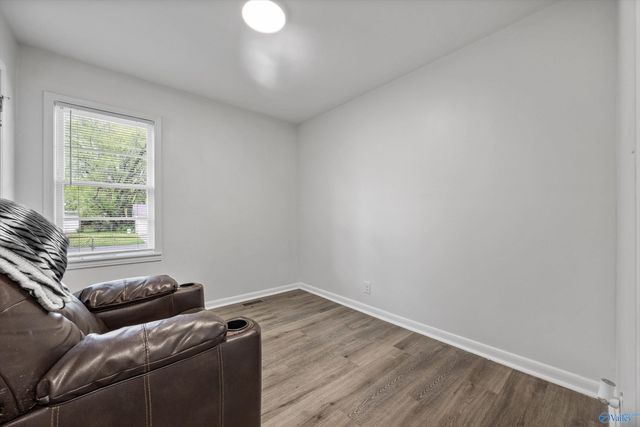 2703 Cave Avenue NW, Huntsville, AL 35810
