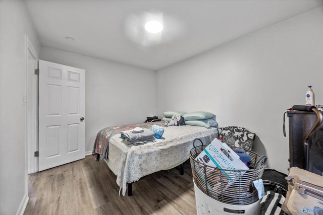 2703 Cave Avenue NW, Huntsville, AL 35810