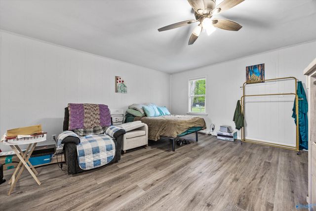 2703 Cave Avenue NW, Huntsville, AL 35810