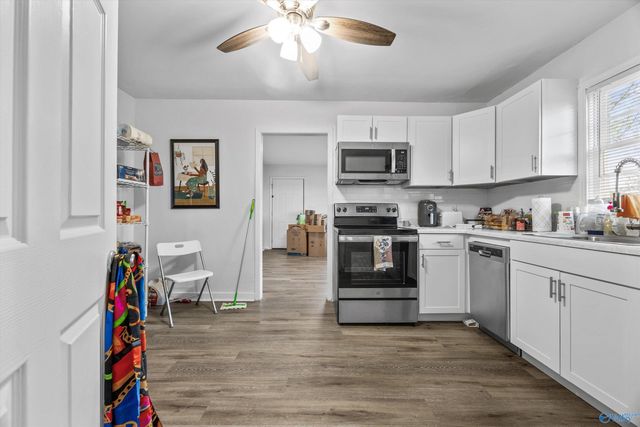 2703 Cave Avenue NW, Huntsville, AL 35810