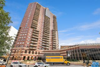 300 Walnut Street 1801, Des Moines, IA 50309