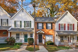 6407 Windsor Gate Lane, Charlotte, NC 28215