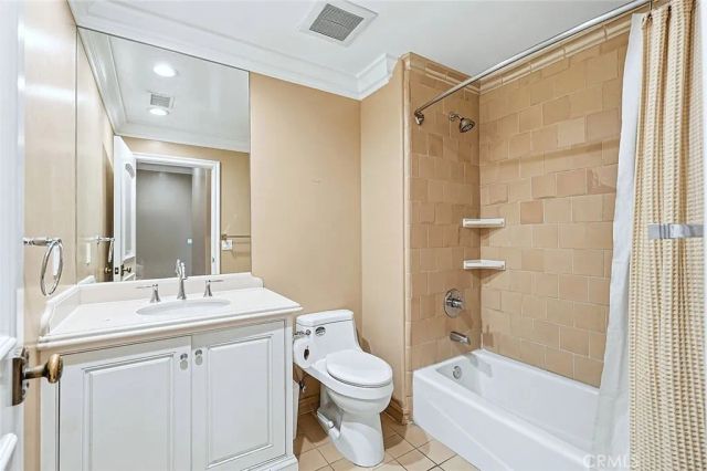 4430 Rosebank, La Canada Flintridge, CA 91011