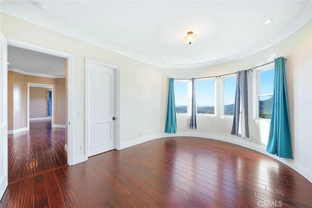 4430 Rosebank, La Canada Flintridge, CA 91011