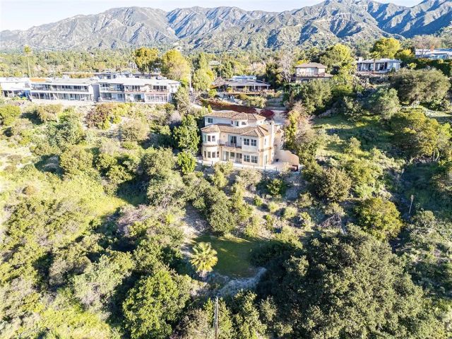 4430 Rosebank, La Canada Flintridge, CA 91011