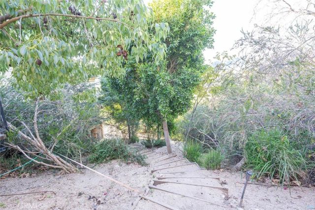 4430 Rosebank, La Canada Flintridge, CA 91011