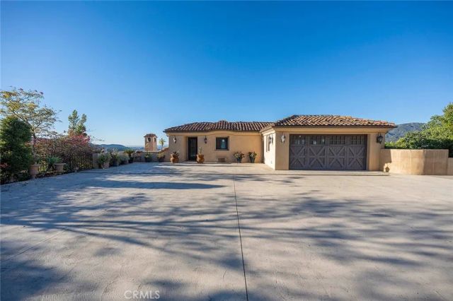 4430 Rosebank, La Canada Flintridge, CA 91011