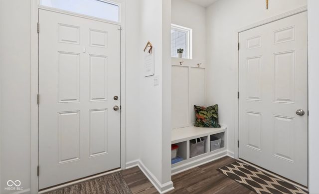 6040 Medina Spirit Drive, Indianapolis, IN 46237