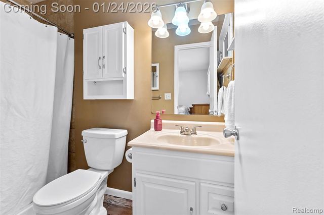 20443 Churchill Avenue, Trenton, MI 48183