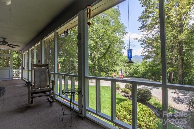 146 W Stecoah Heights, Robbinsville, NC 28771