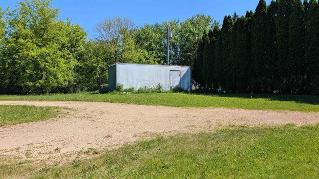 N3126 Oak Road, Markesan, WI 53946